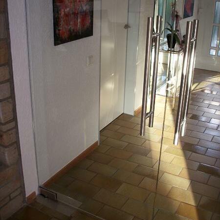 Glaserei Tillmann, Ganzglastüren und Anlagen, Innentüren aus Glas
