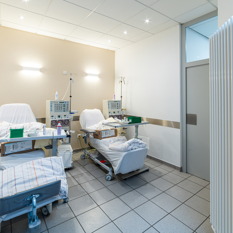 Behandlungsraum mit Dialyseplätzen