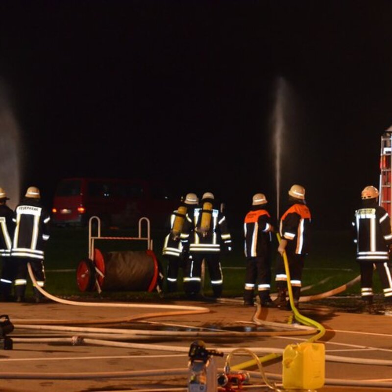 Brandnachsorge durch Feuerwehr
