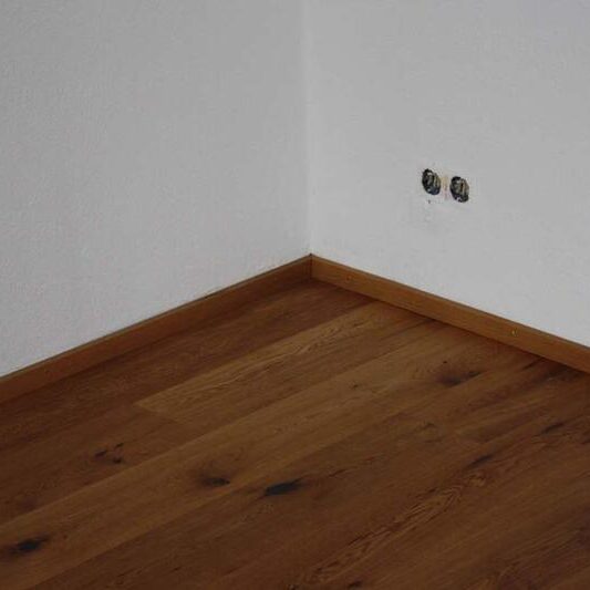 Landhausdiele Eiche astig in Neustadt