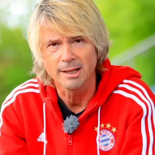 Matthias Nowak
Former technique coach FC Bayern Munich | Individual coach
