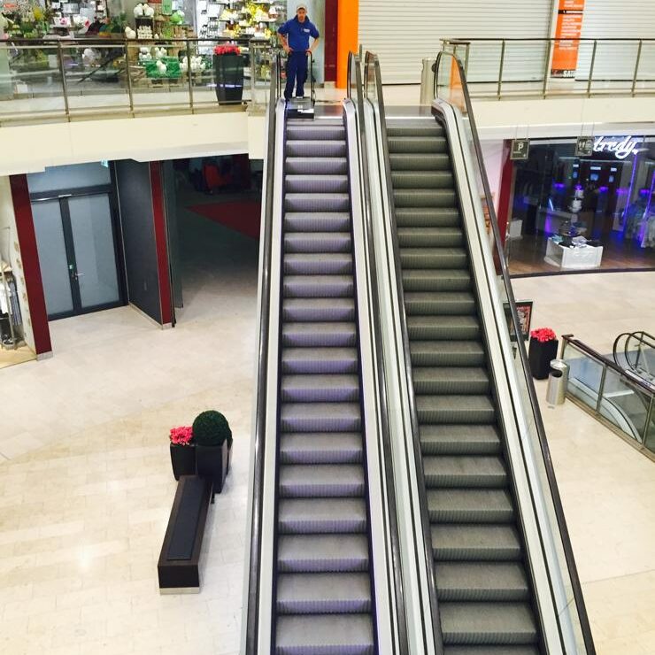 Brennecke Cleaning Rolltreppenreinigung 1