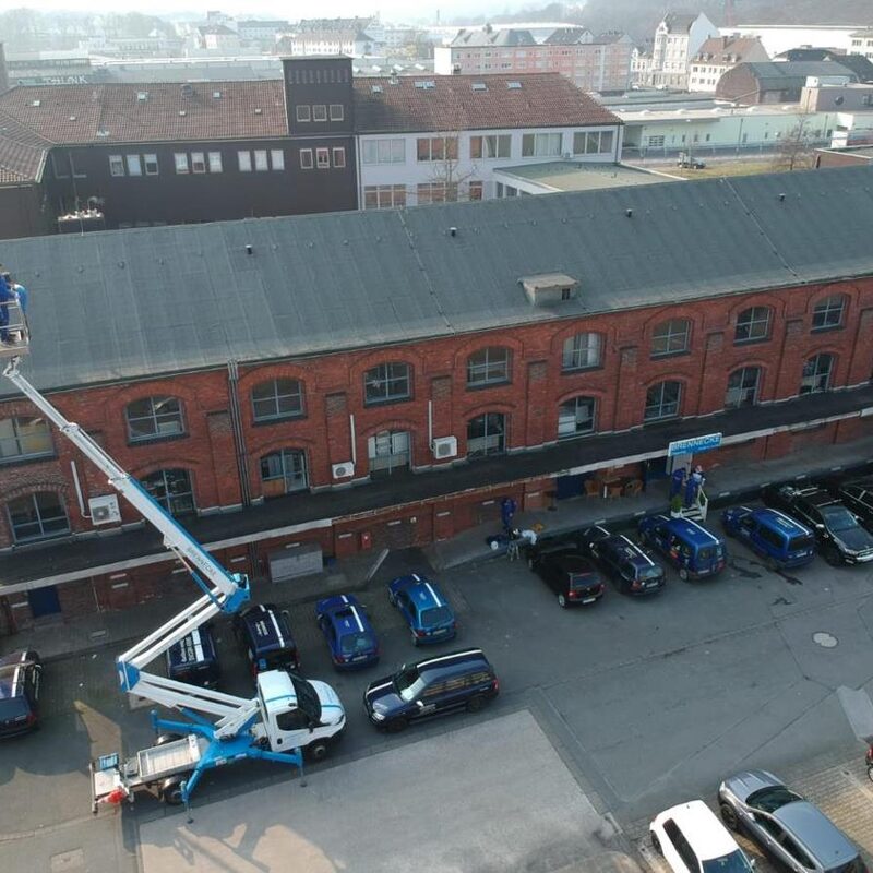 Brennecke Cleaning Hubwagenvermietung 5