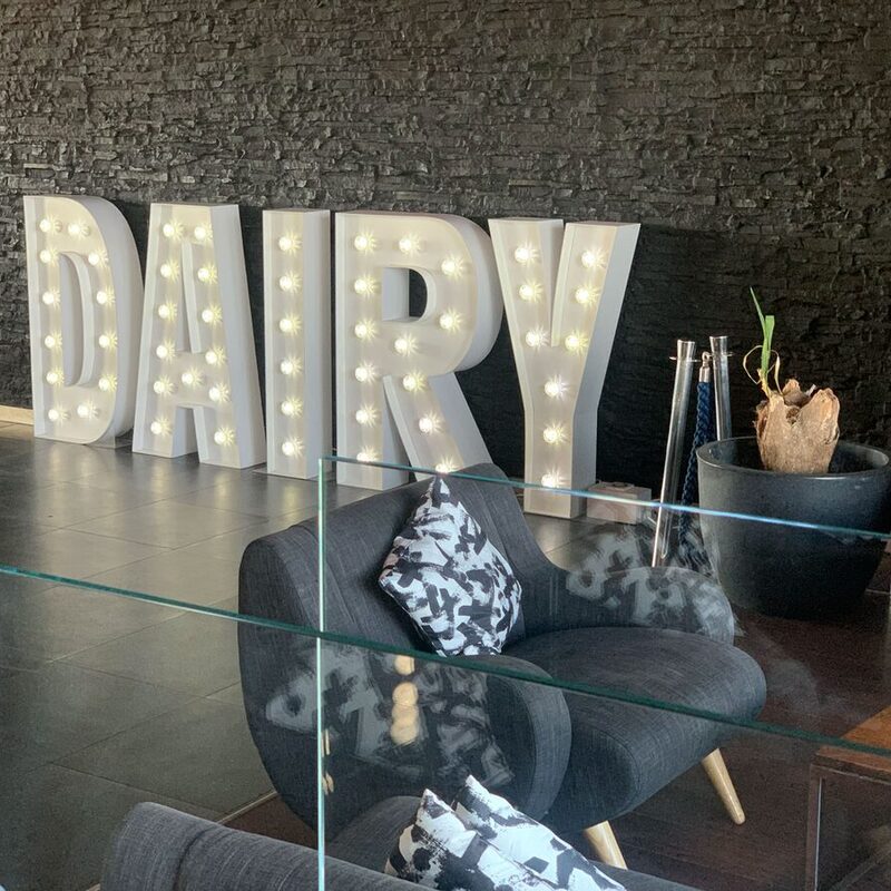 Leuchtbuchstaben mieten