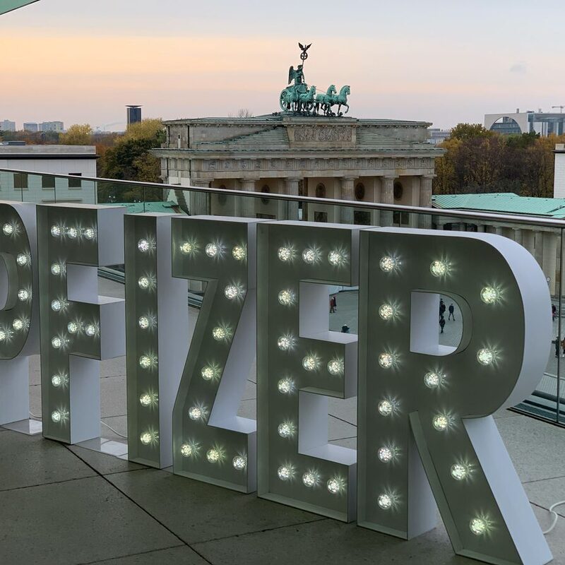 Leuchtbuchstaben mieten 