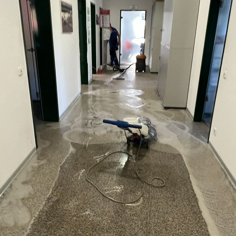 Brennecke Cleaning Grundreinigung 8