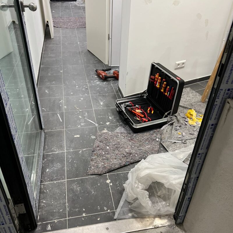 Brenecke Cleaning Reparaturarbeiten von Natur- und Kunststein 12