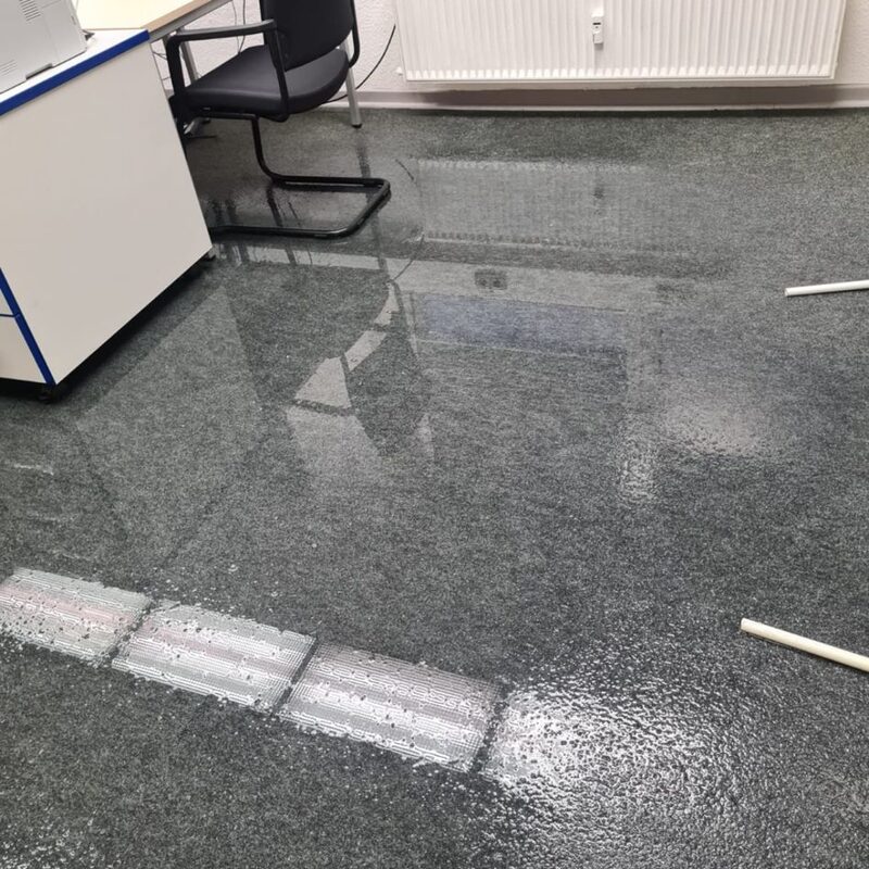 Brennecke Cleaning Beseitung von Wasserschäden 4