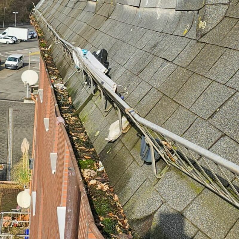 Brennecke Cleaning Dachrinnenreinigung 2