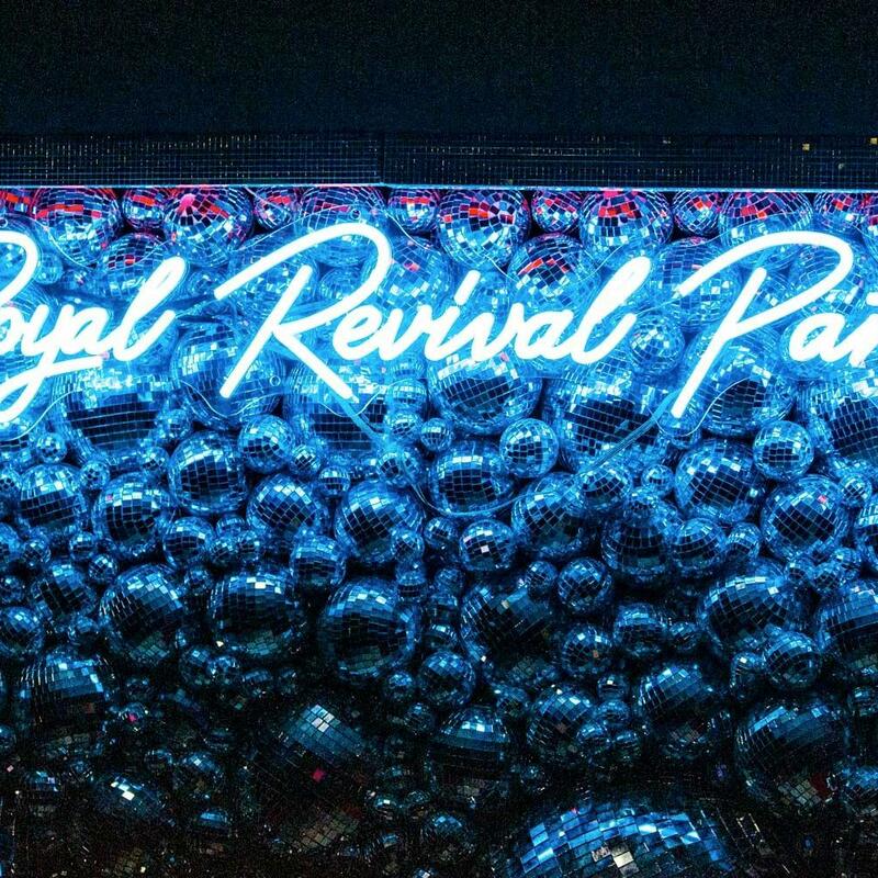 Dekoverleih I Fotohintergrund I Fotowand aus Discokugeln