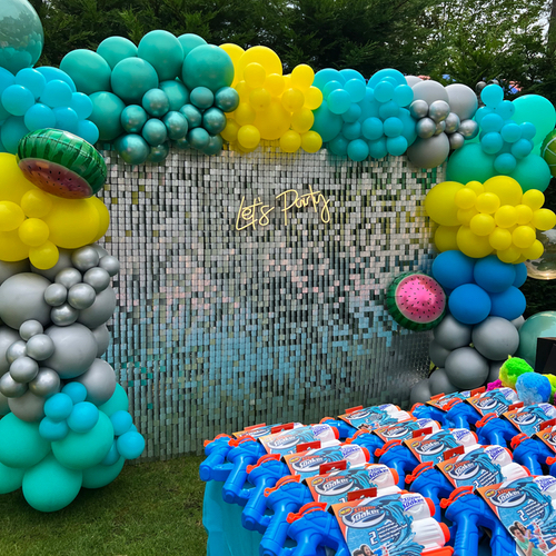 Shimmerwall als Fotohintergrund mieten - mit Ballondekration