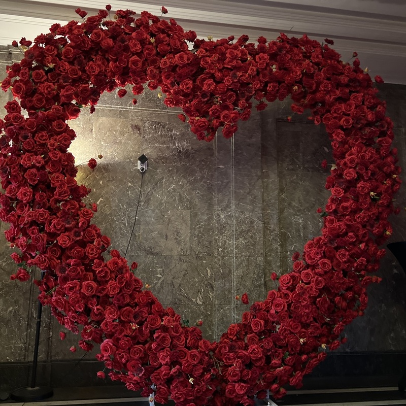 Herz als Hochzeitsdeko mieten - Rosenherz