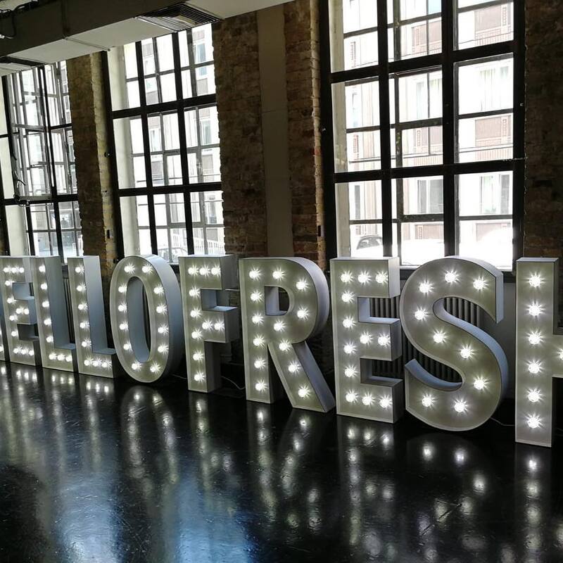 Leuchtbuchstaben mieten - Berlin