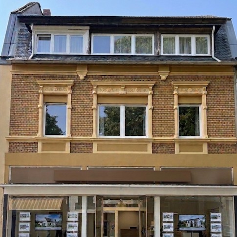 VERKAUFT:
Wohn-und_Geschäftshaus_Bonn_BadGodesberg_KleinOsterberg