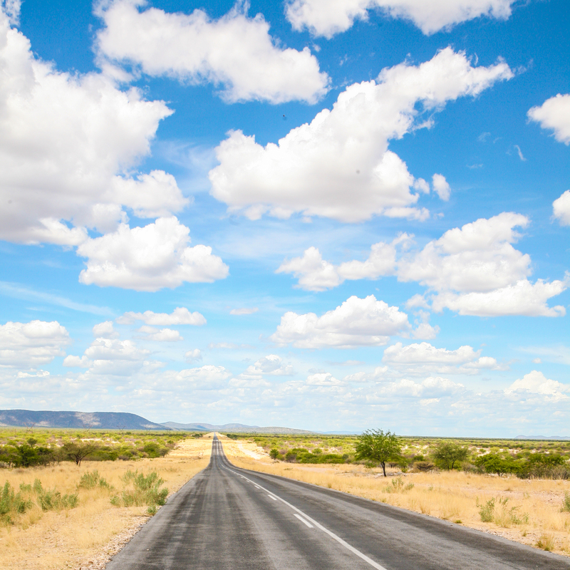 Endlose Weiten: Mit dem Jeep on the road