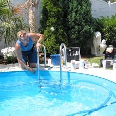 Brennecke Cleaning Reinigung von Poolanlagen 1