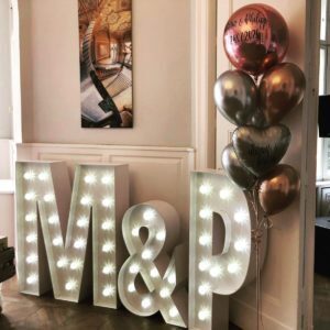 Hochzeit Deko mieten - Initialien Leuchtbuchstaben