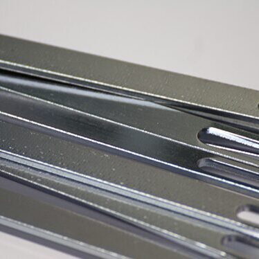 Blaupassivierte Oberfläche