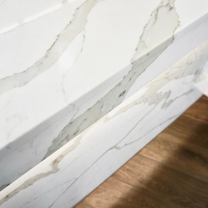 LOREM IPSUM DOLOR SIT AMET