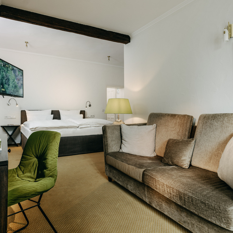 eine unserer individuell gestalteten Juniorsuiten im Stammhaus
Foto: @ydosol