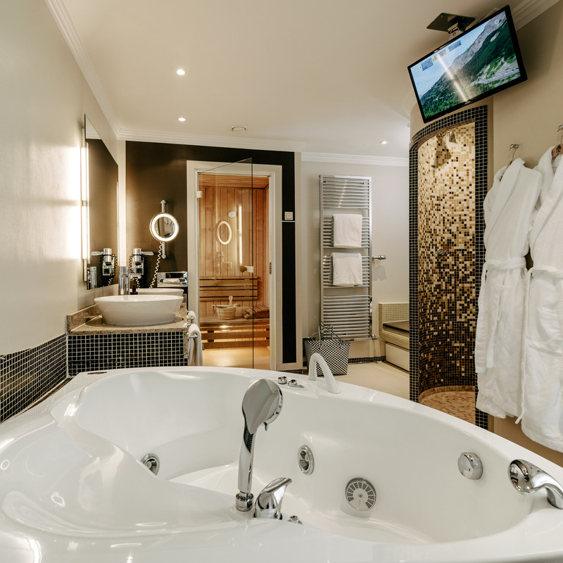 Badezimmer einer Spa-Juniorsuite
Foto: @ydosol