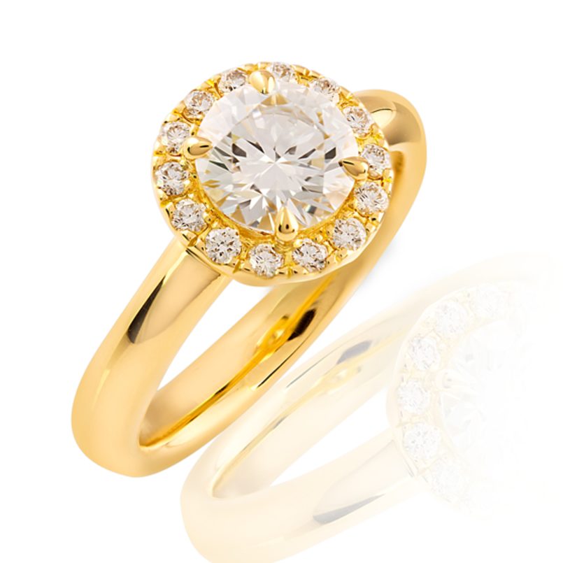 Ring in 750 Gelbgold mit Diamanten