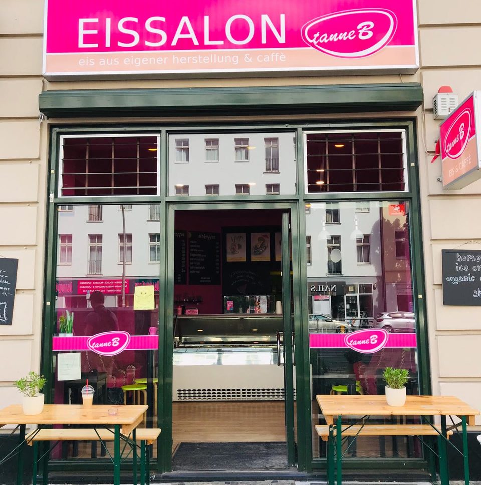 Eissalon Tanne B - Eisspezialitäten Aus Eigener Herstellung In Berlin